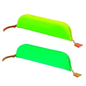 PORTATODO BANANA SILICONA 1 CREMALLERA AMARILLO O VERDE 687903