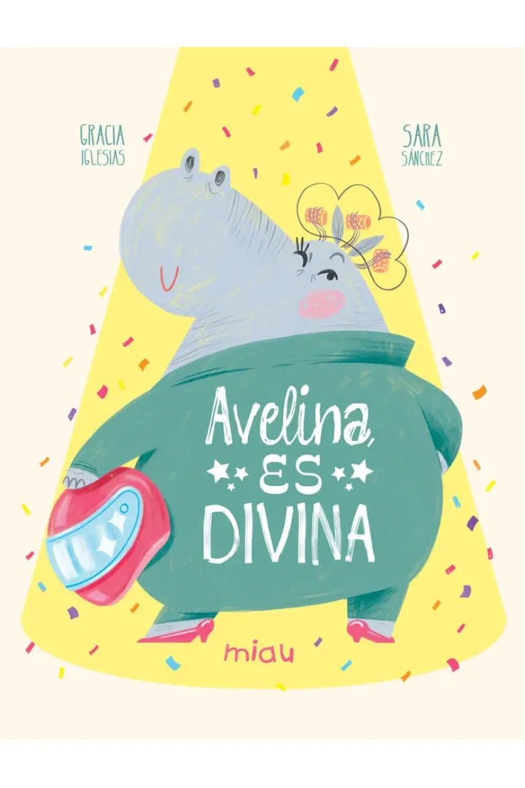 AVELINA ES DIVINA